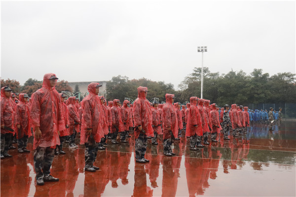 雨中训练.JPG